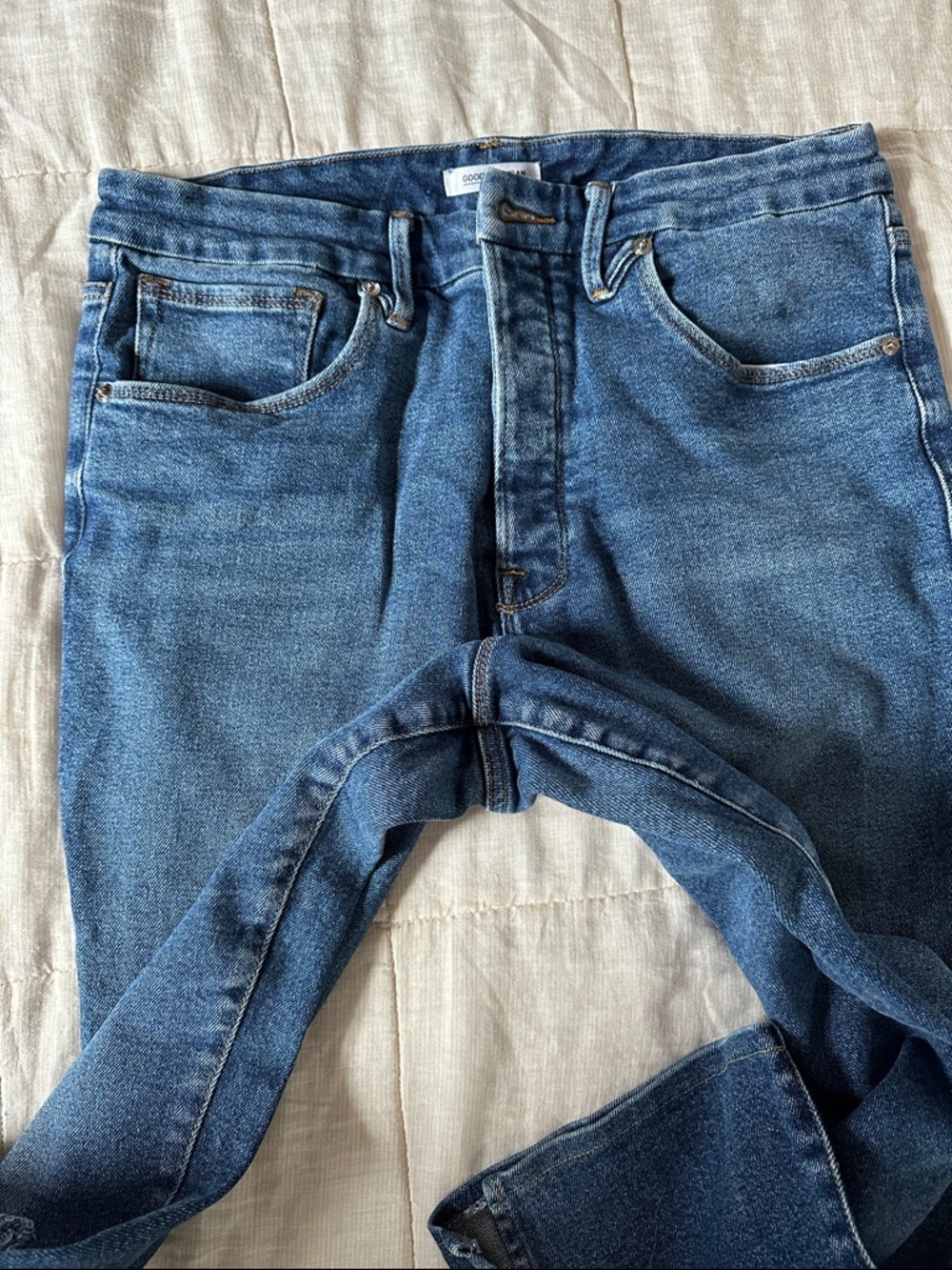 Good American Medium Blue Distressed Boyfriend Jeans - Picture 10 of 12
